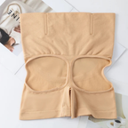 short rehausse fesse beige 